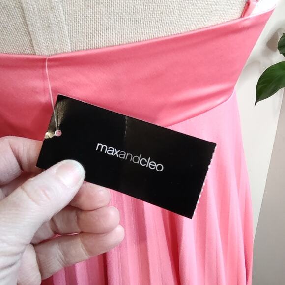 MaxAndCleo NWT Coral Sunburst Pleated Mini Dress Size 8 - Picture 15 of 16